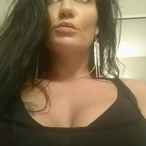 Meet your Posher, Nina